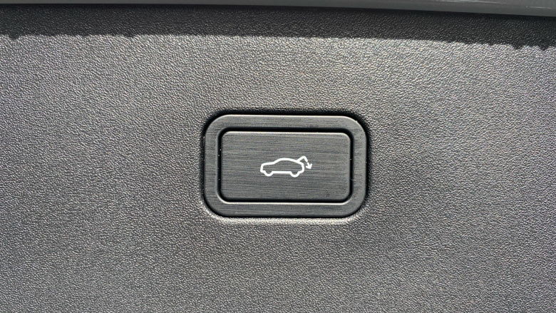 Volvo EX30 200kW SM Extended Range Ultra 69kWh 5dr Auto Electric Estate